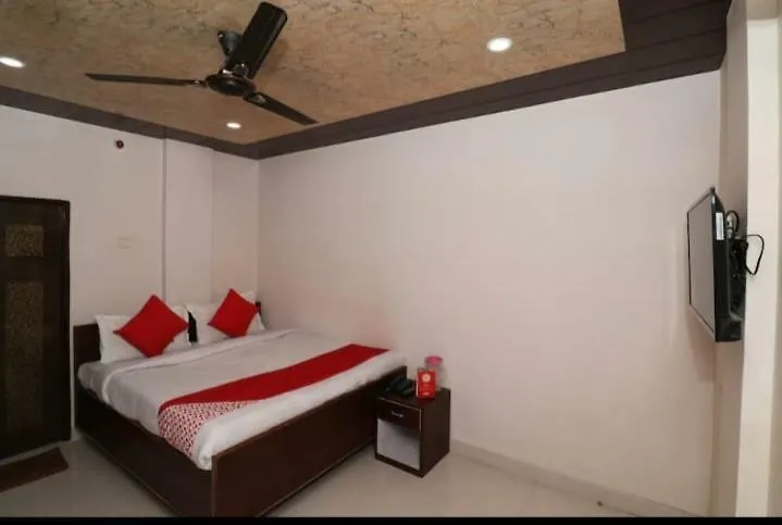 Hotel R D Palace Varanasi India
