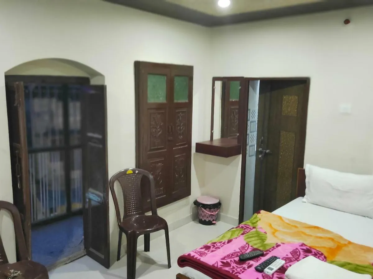 Hotel R D Palace Varanasi India