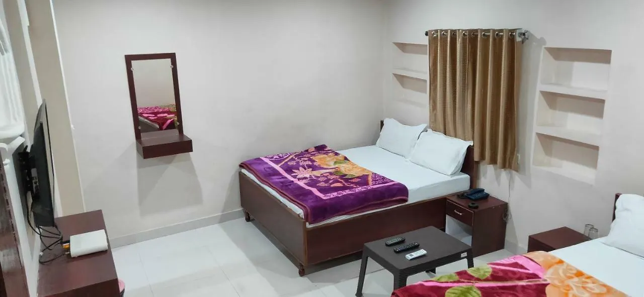 Hotel R D Palace Varanasi