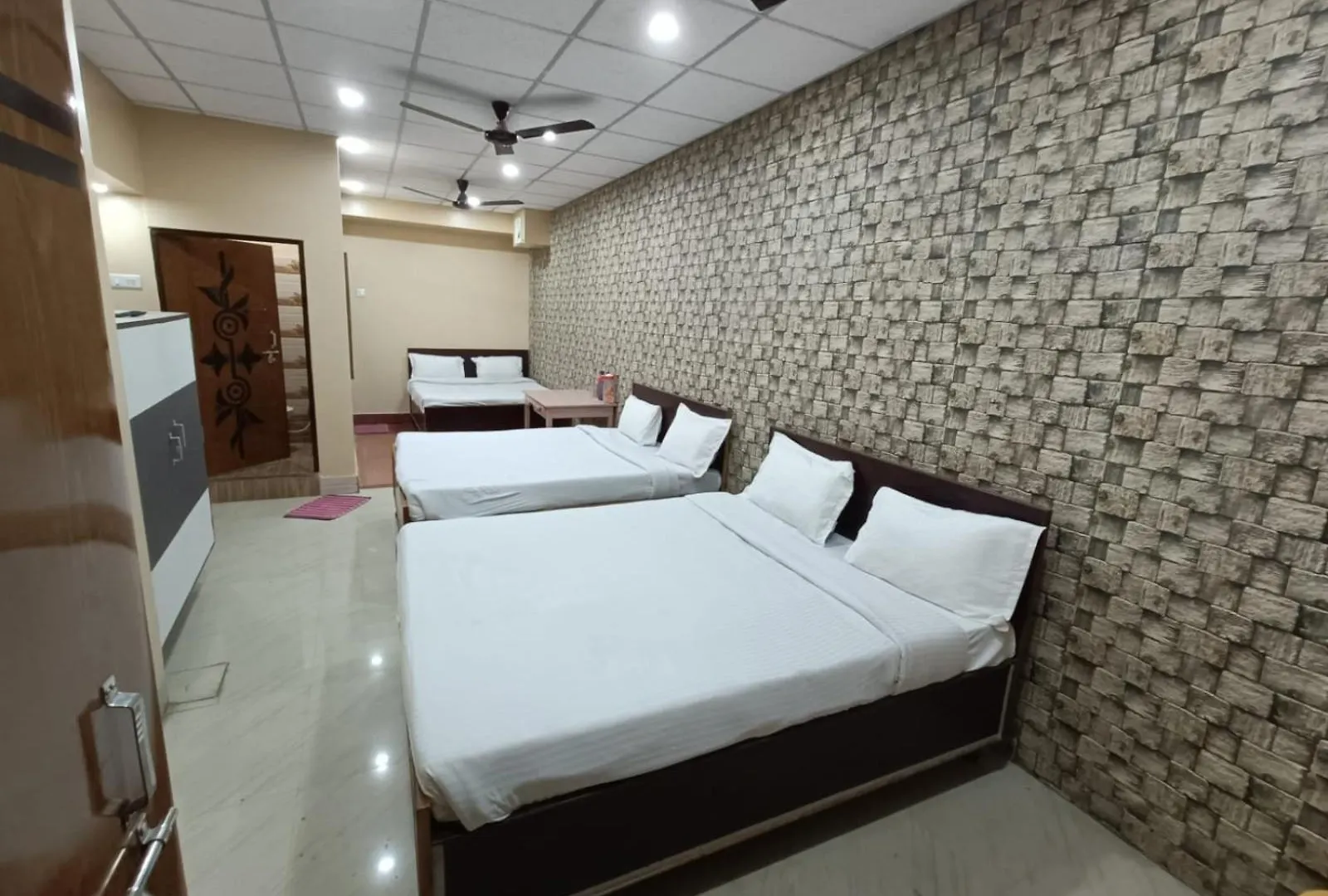 Hotel R D Palace Varanasi 0*,  India