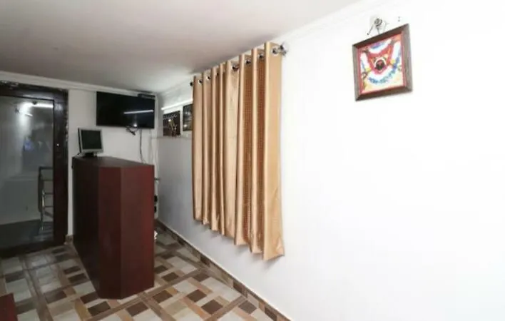Hotel R D Palace Varanasi 0*,